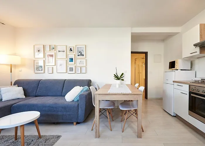 Apartament Sara I Klara *