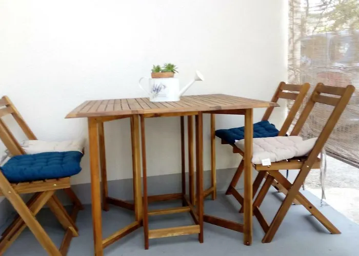 Apartament Sara I Klara *